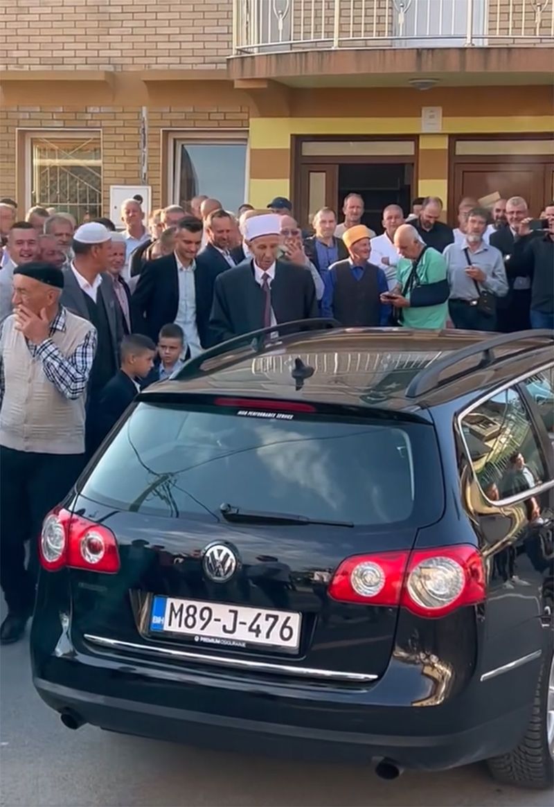 Slučaj u BiH: Efendiji poklonili automobil za Bajram