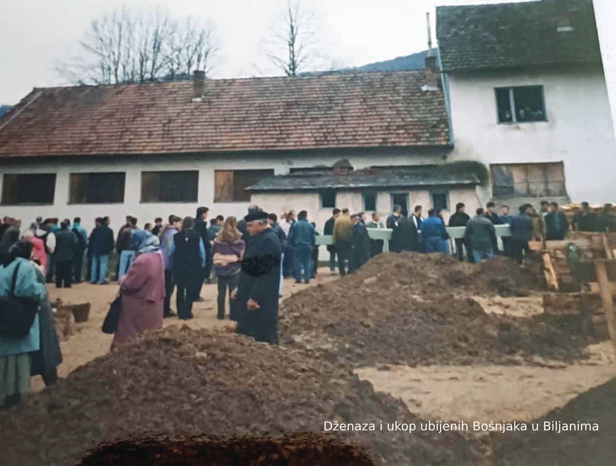 S prozora je 15-godišnjakinja gledala zločine: Pročitajte šta je Amra zapisala u dnevnik