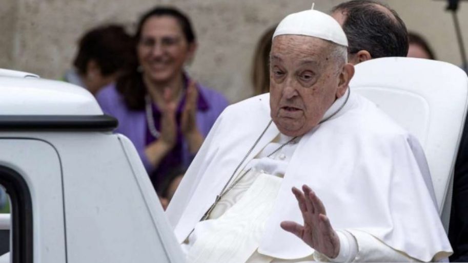 Papa Franjo je imao jedan večernji ritual: Evo koga je zvao u posljednjih 18 mjeseci